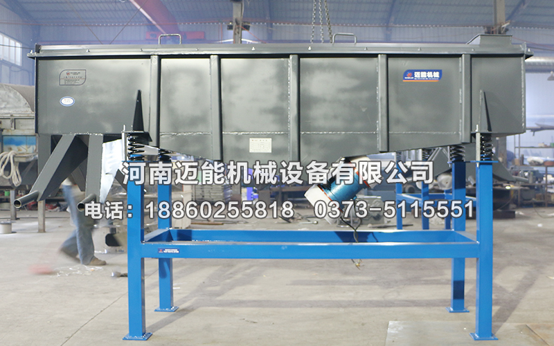 湖州市525-4P碳化硅直線振動(dòng)篩已發(fā)貨，請(qǐng)張經(jīng)理注意查收！